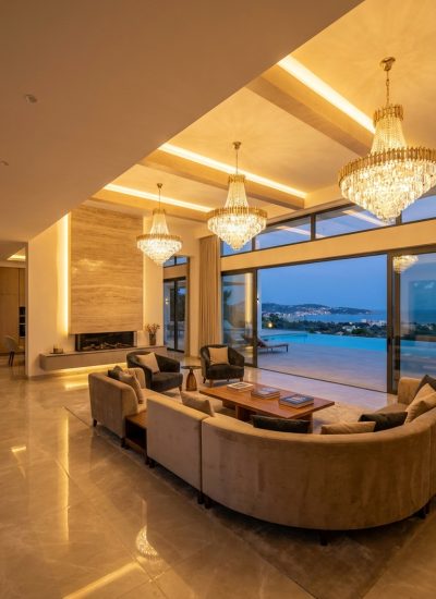 Luxurious_villa_interior_lightin…_202605071601